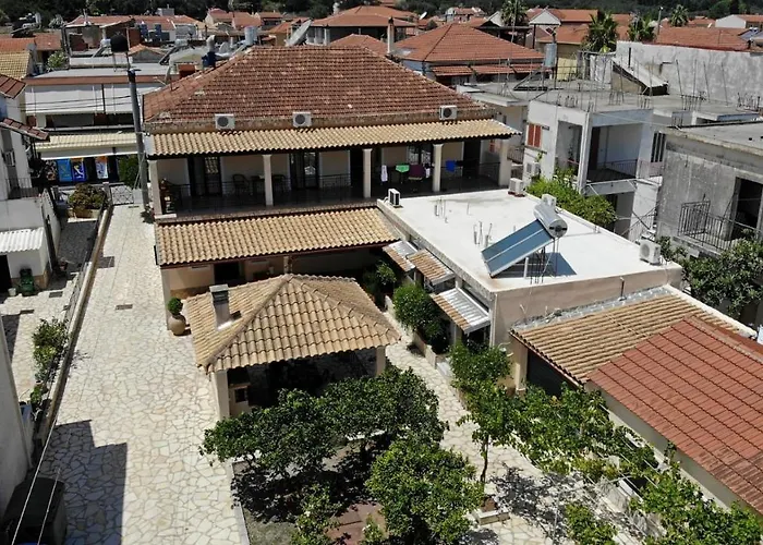 Trident And Apartamento