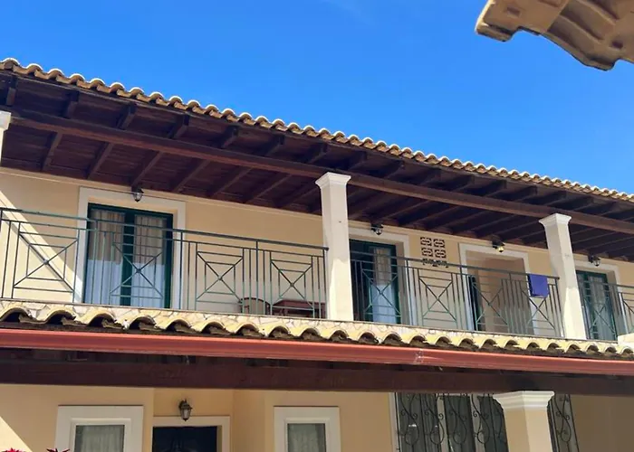 Trident And 아파트 *