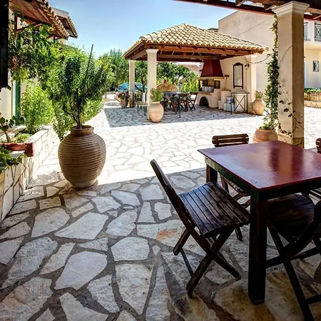 Trident And Appartement